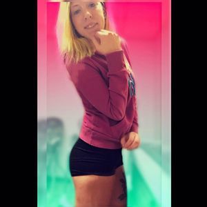 Meet your Posher, Brittany